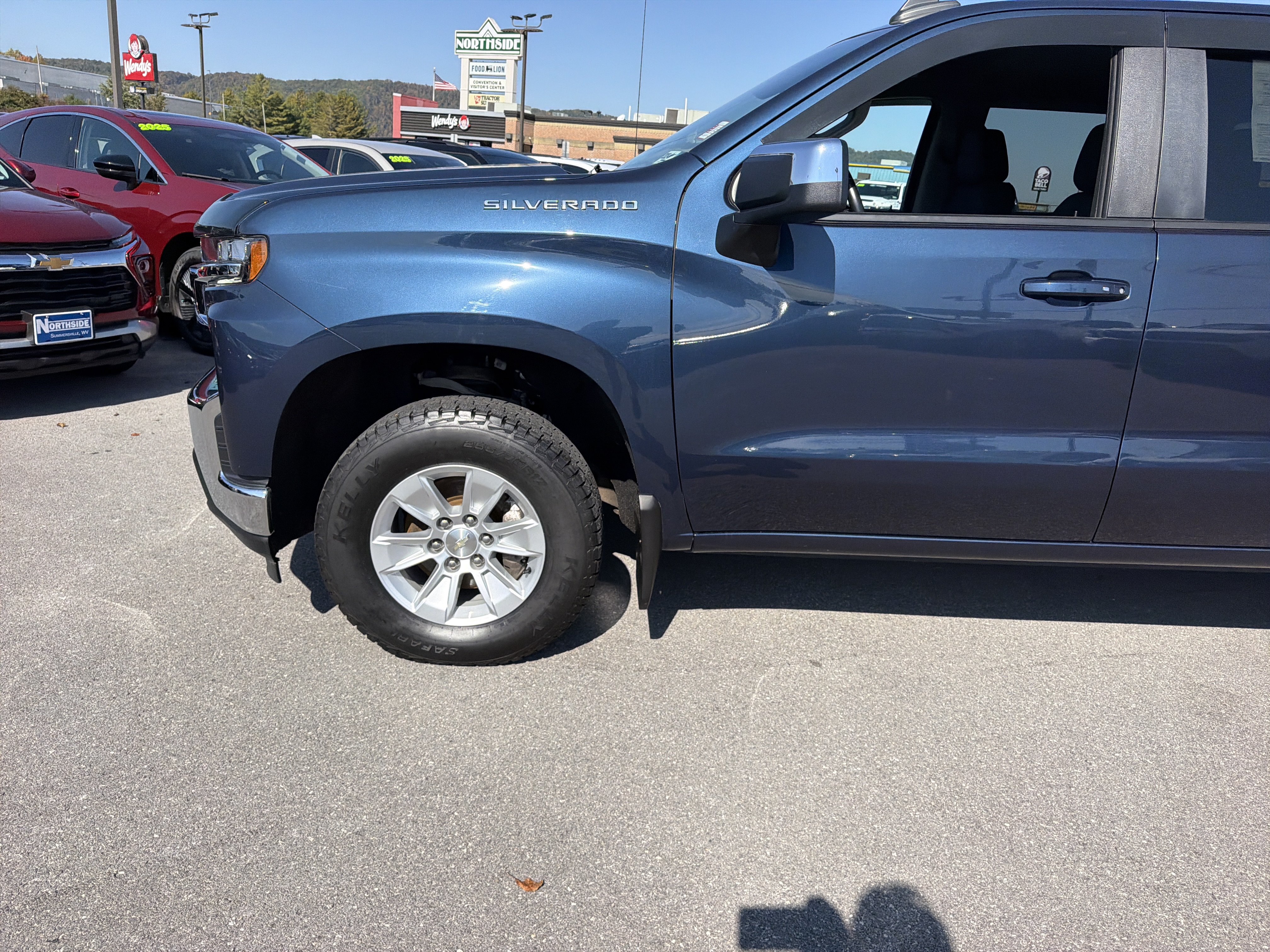 Certified 2022 Chevrolet Silverado 1500 LT AWD/4WD image 12