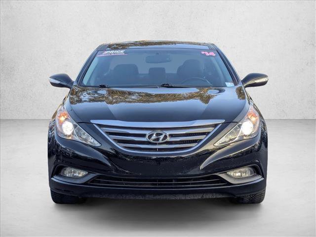 Used 2014 Hyundai Sonata Limited w/ Technology Package 06 FWD image 2