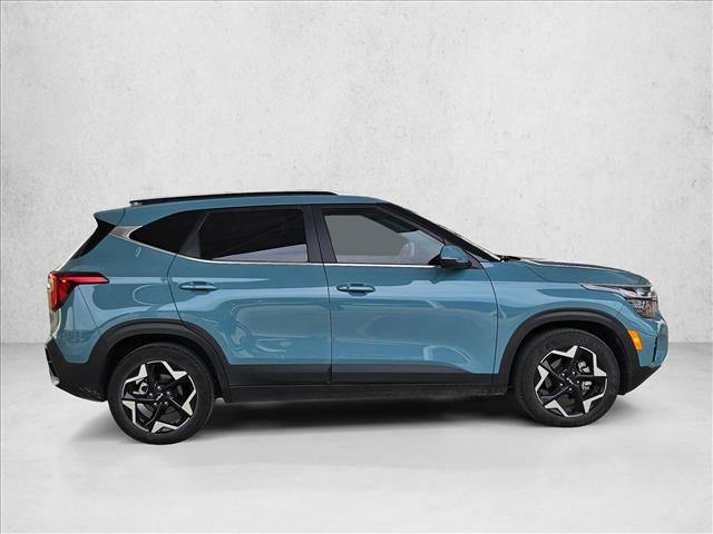 Used 2024 Kia Seltos EX video 4