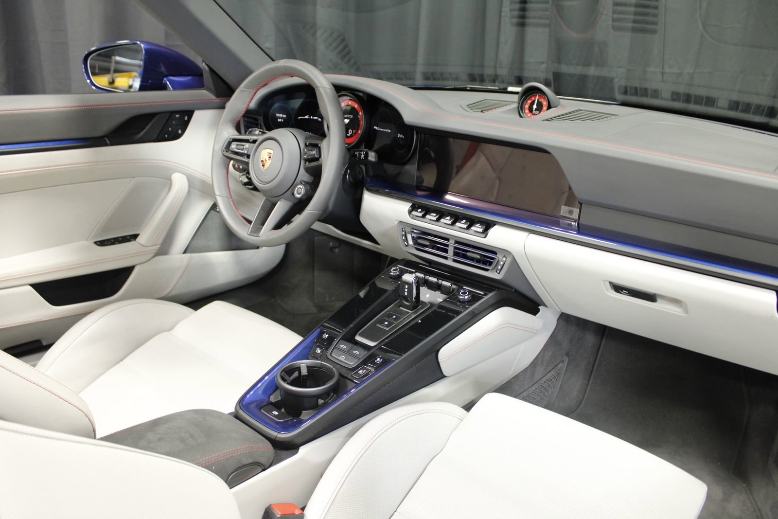 Used 2024 Porsche 911 Carrera 4 GTS image 29