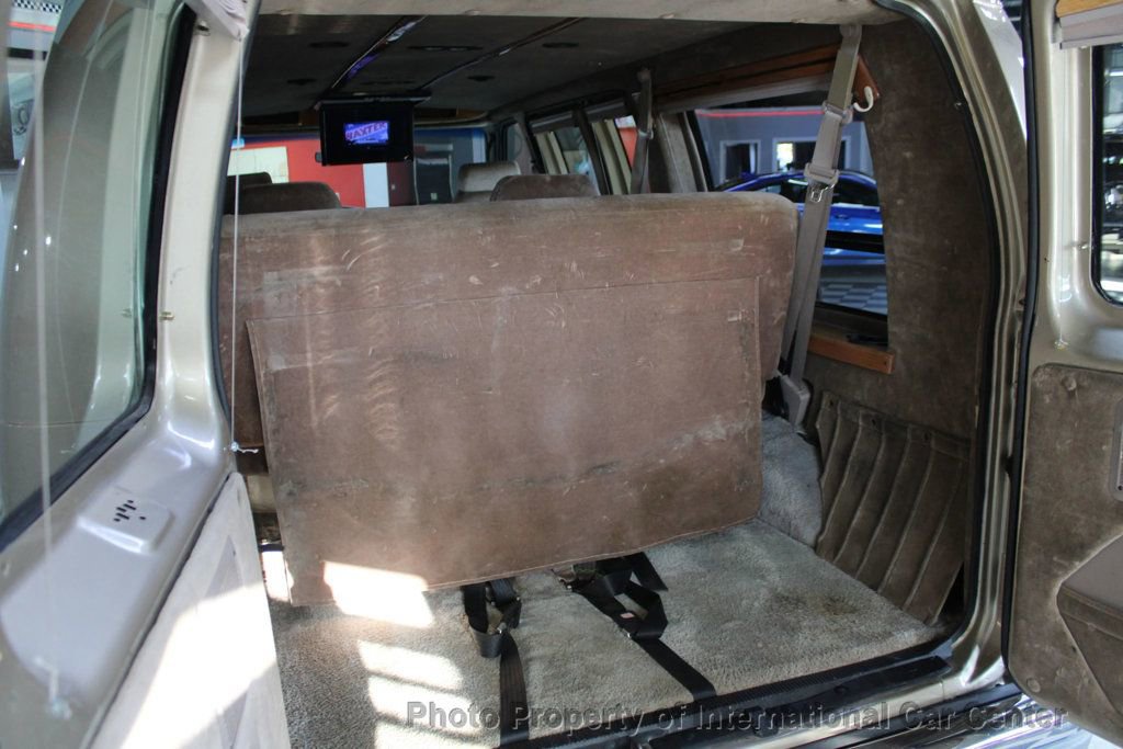 Used 2000 Ford E-150 and Econoline 150 image 19