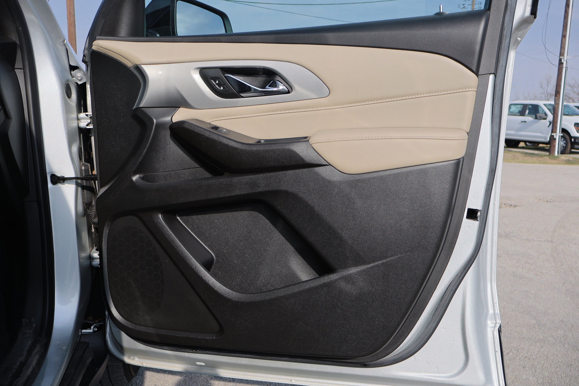 Used 2022 Chevrolet Traverse LS w/ LPO, Cargo Package image 37