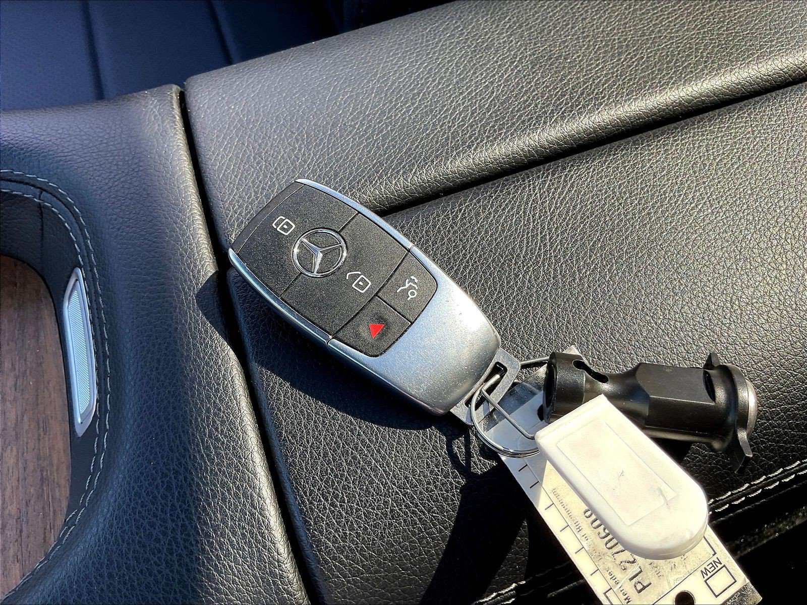 Certified 2024 Mercedes-Benz GLS 450 4MATIC image 37