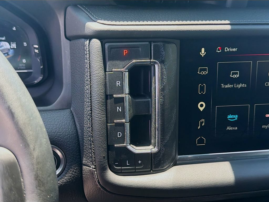 Used 2023 GMC Yukon Denali AWD/4WD image 14