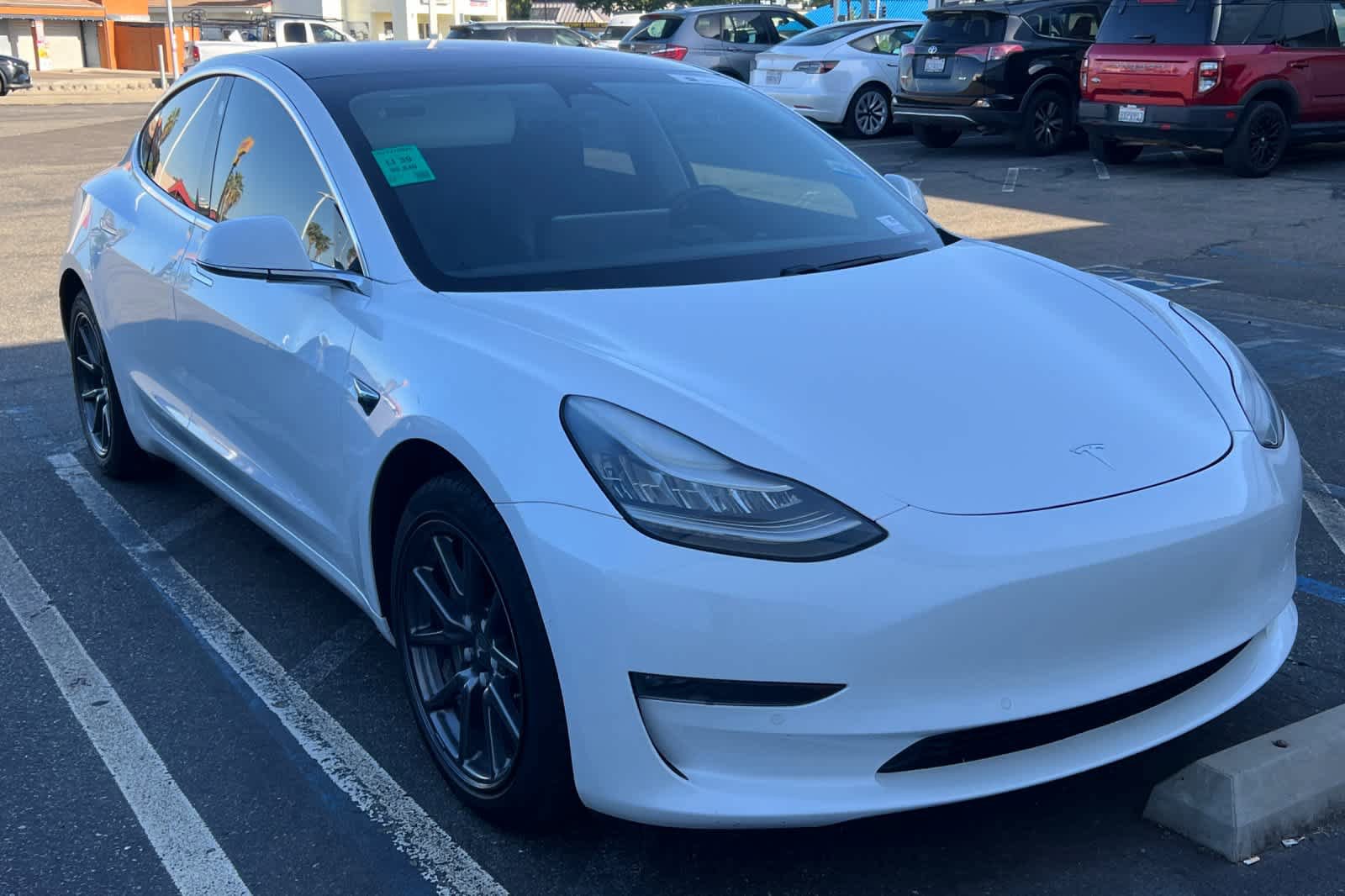 Used 2018 Tesla Model 3 Long Range RWD image 3