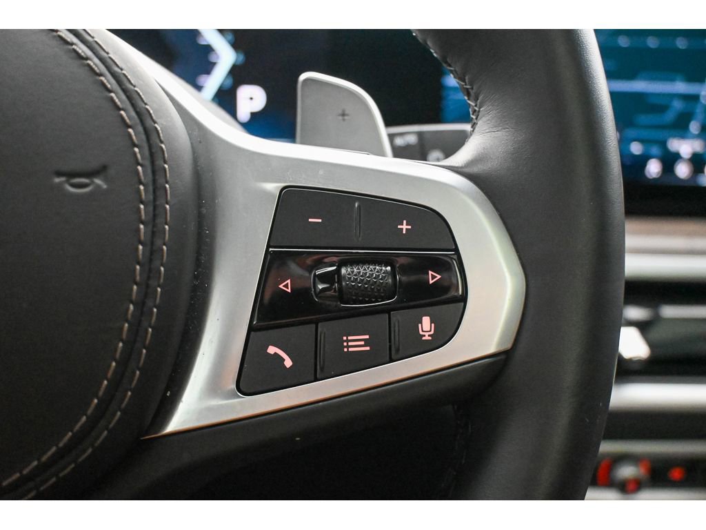 Used 2025 BMW X7 xDrive40i w/ Executive Package image 49