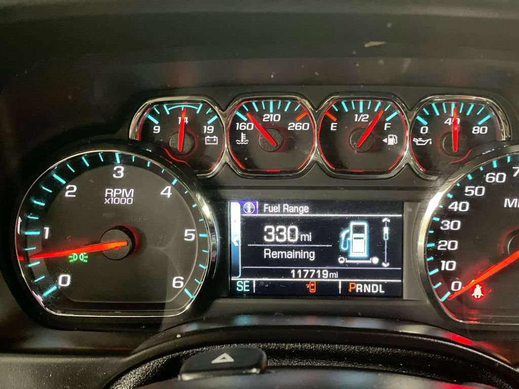 Used 2017 Chevrolet Tahoe LT image 12