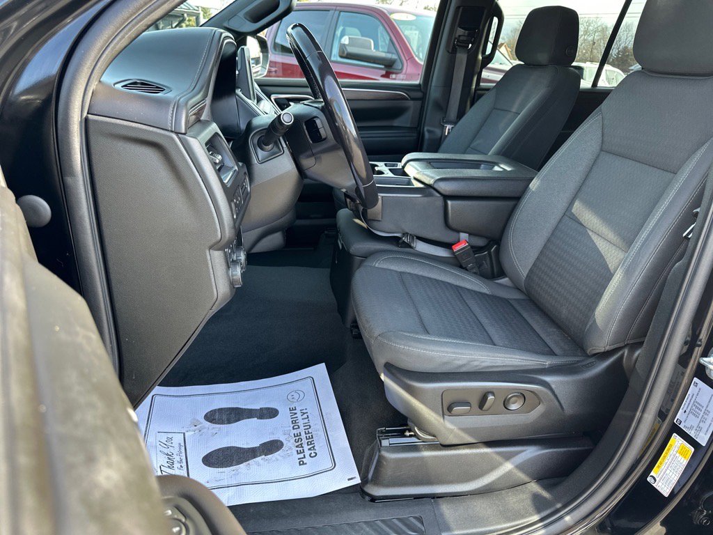 Used 2023 Chevrolet Tahoe LS image 18