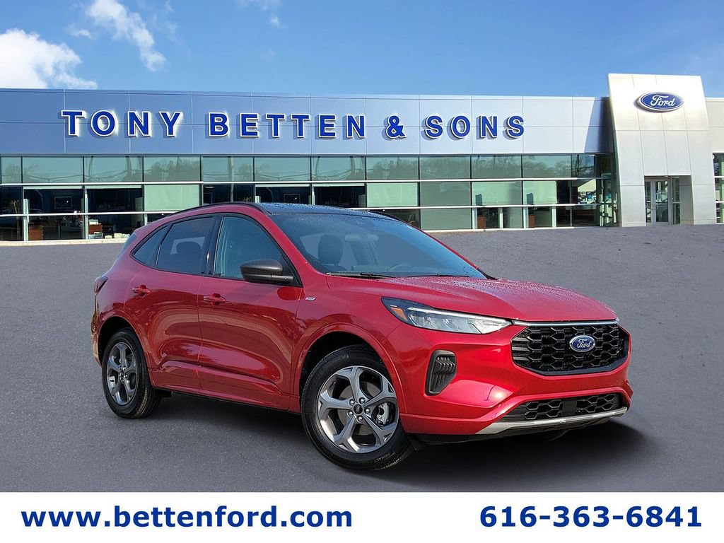 Used 2023 Ford Escape ST-Line AWD/4WD image 1