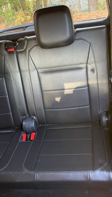 Used 2018 Volkswagen Tiguan SE FWD image 17