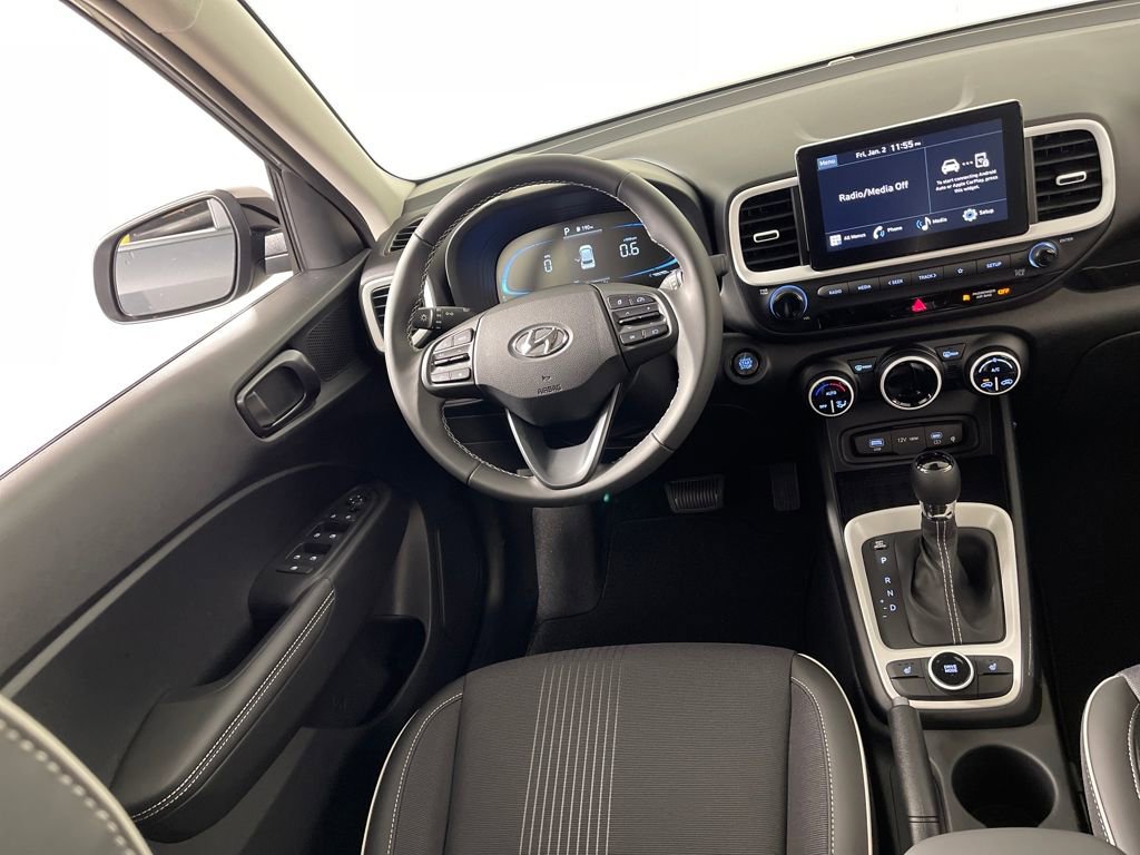 New 2026 Hyundai Venue SEL FWD image 17