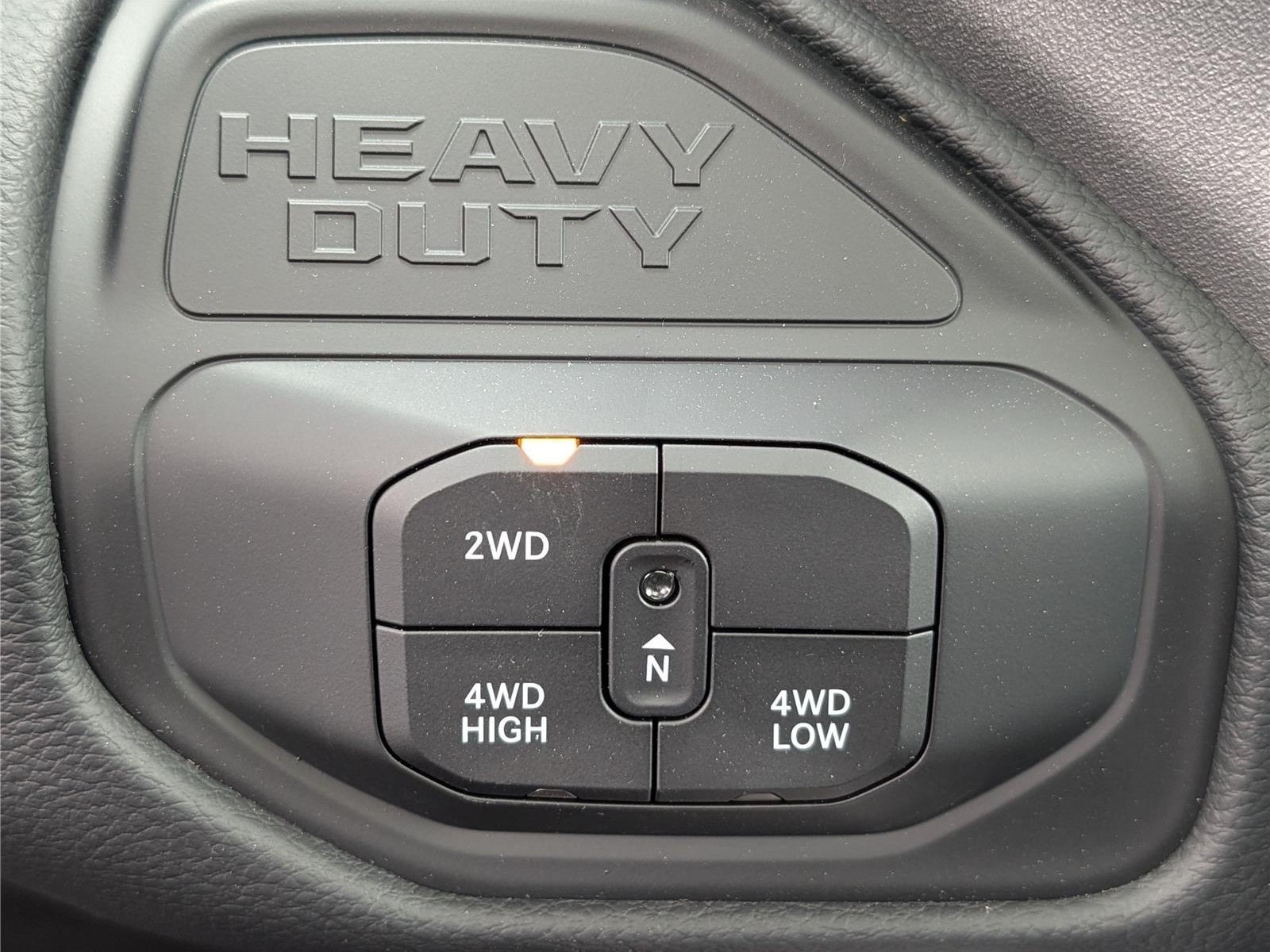 New 2026 RAM 2500 Laramie AWD/4WD image 28