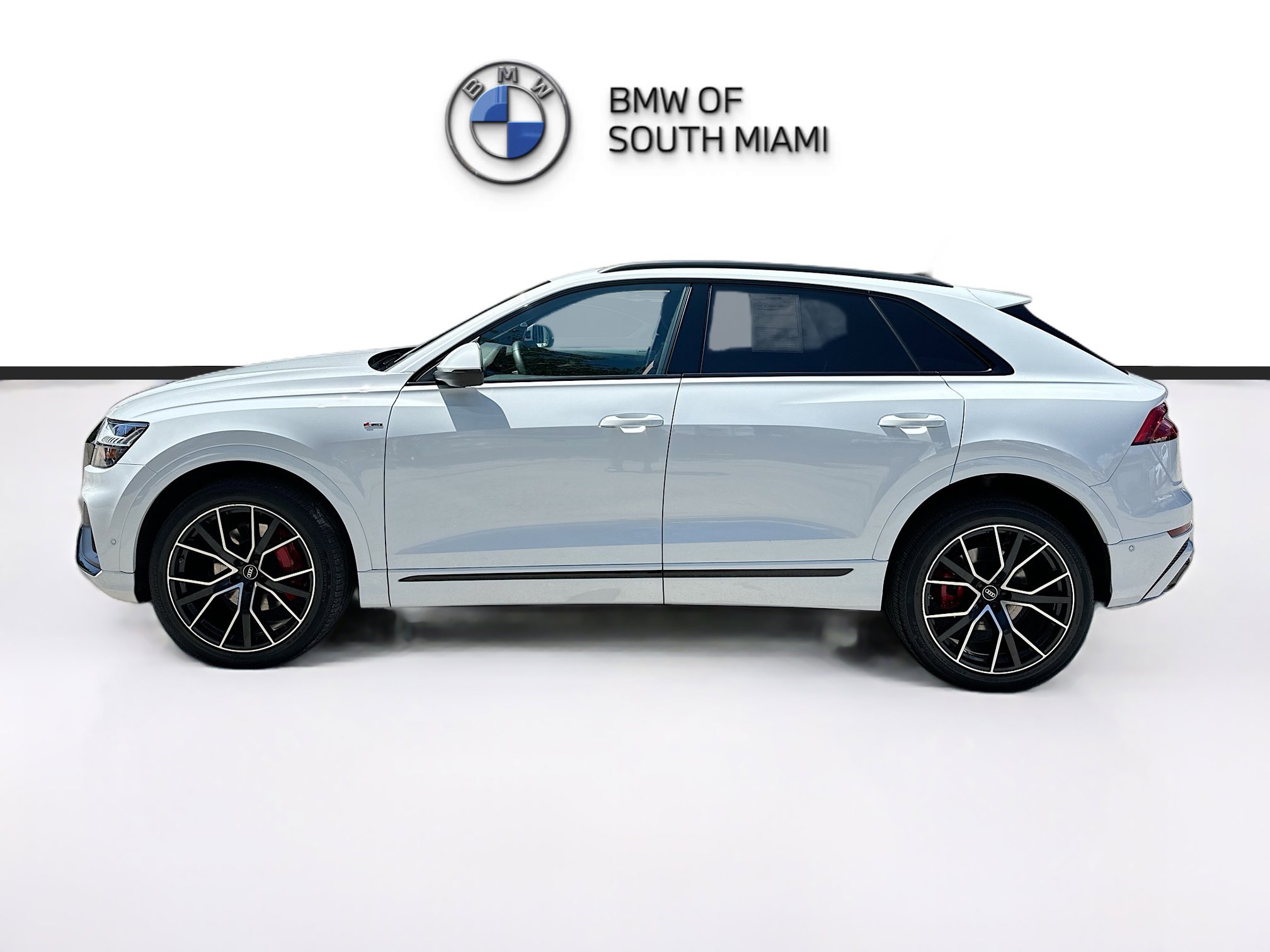 Used 2023 Audi Q8 Premium Plus AWD/4WD image 4