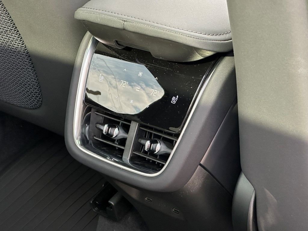 New 2025 Volvo EX90 Ultra image 15
