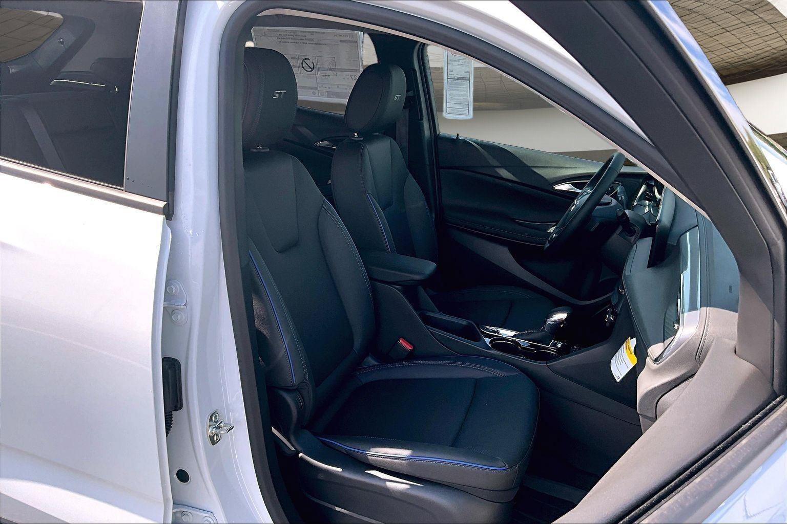 New 2026 Buick Encore GX Sport Touring w/ Advanced Technology Package AWD/4WD image 12