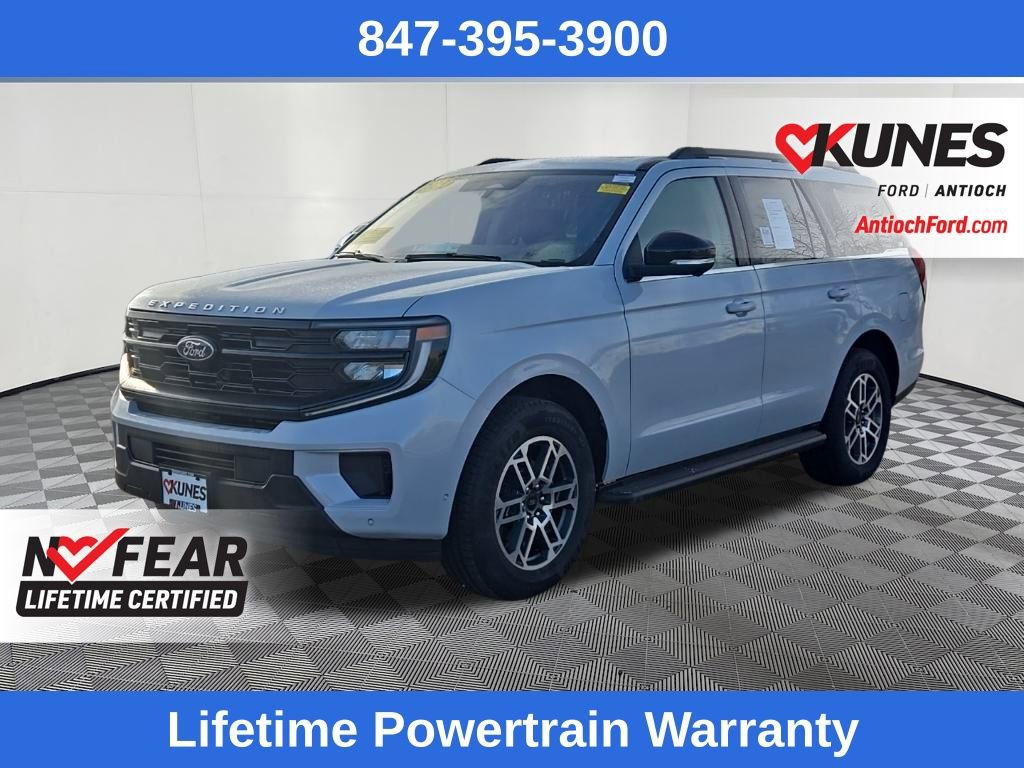 Used 2025 Ford Expedition Active image 8