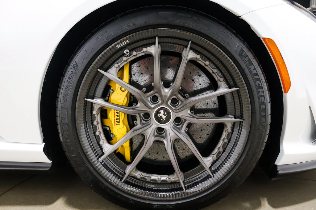 Used 2022 Ferrari 812 GTS RWD image 39