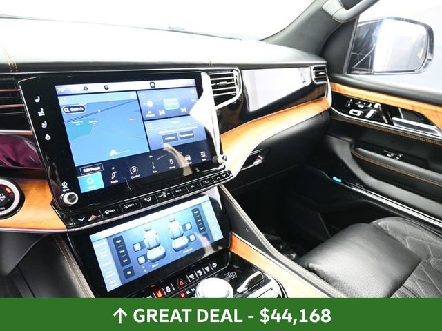 Used 2022 Jeep Grand Wagoneer Series III AWD/4WD image 26