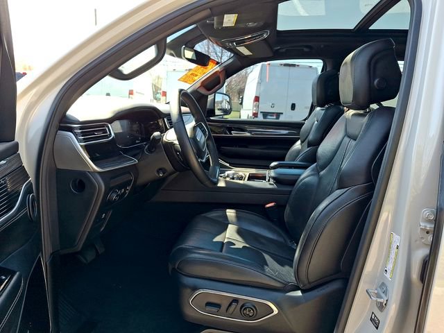 Used 2022 Jeep Wagoneer Series III w/ Premium Group I image 19