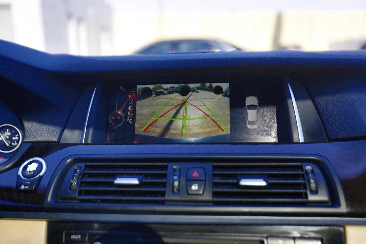 Used 2015 BMW 528i Sedan image 9