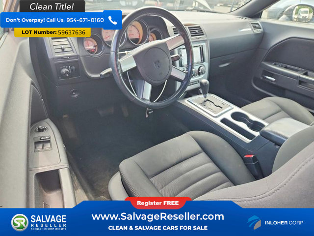 Used 2009 Dodge Challenger SE RWD image 11