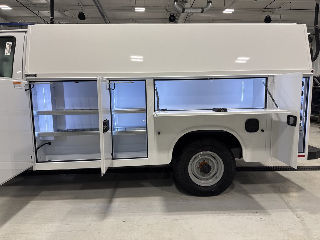 New 2026 Ford E-350 and Econoline 350 Super Duty w/ Power Equipment Group RWD image 7