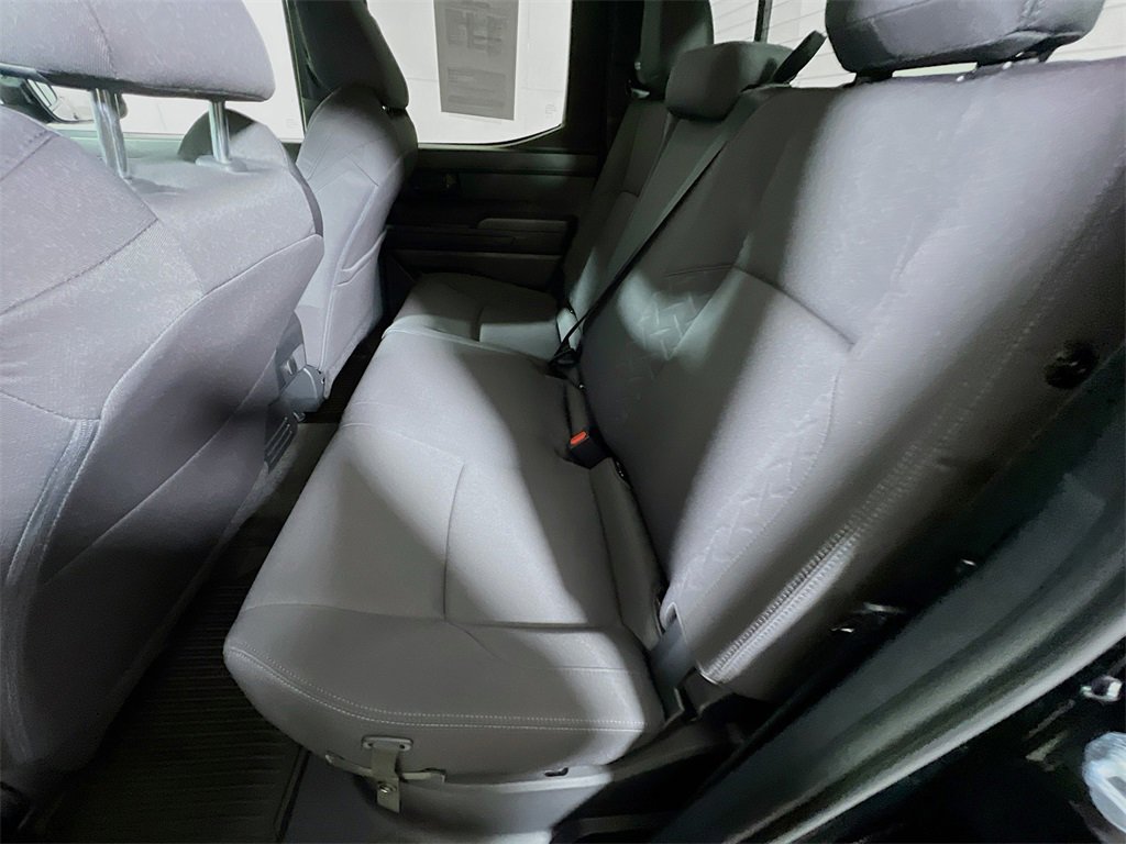 Certified 2025 Toyota Tacoma SR5 image 21