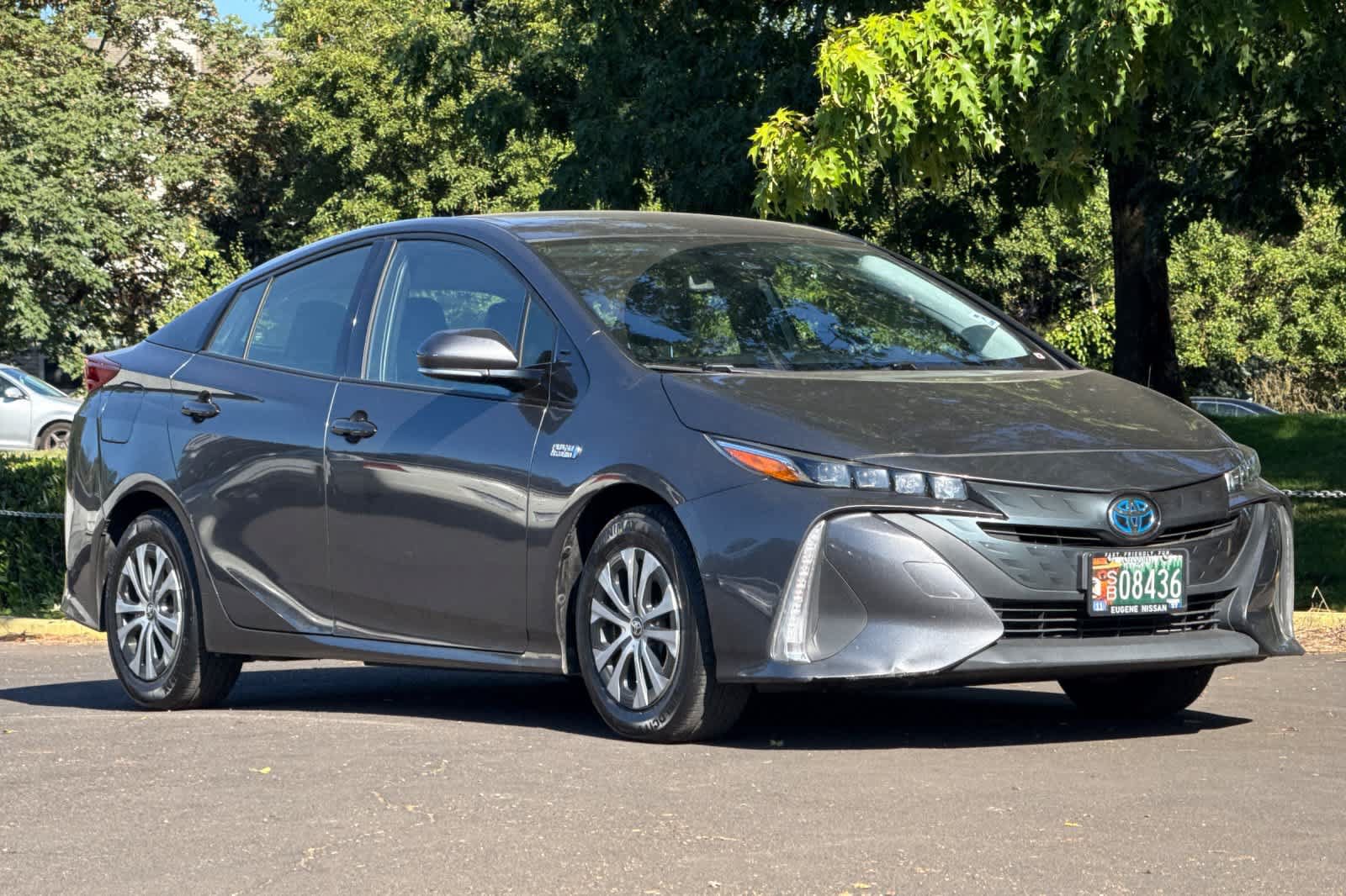 Used 2020 Toyota Prius Prime XLE FWD image 9
