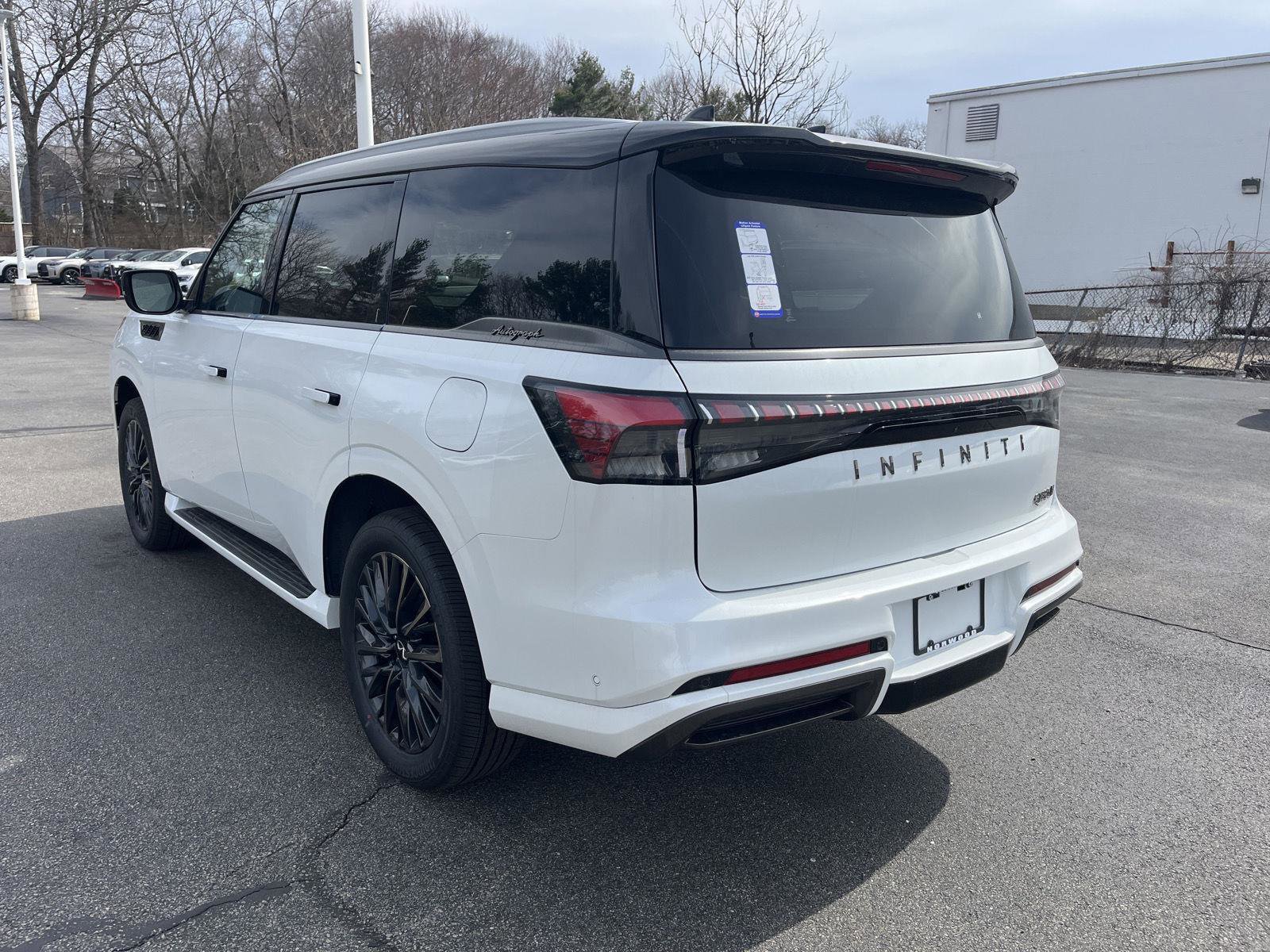 New 2026 INFINITI QX80 Autograph w/ Premium Cargo Package image 5