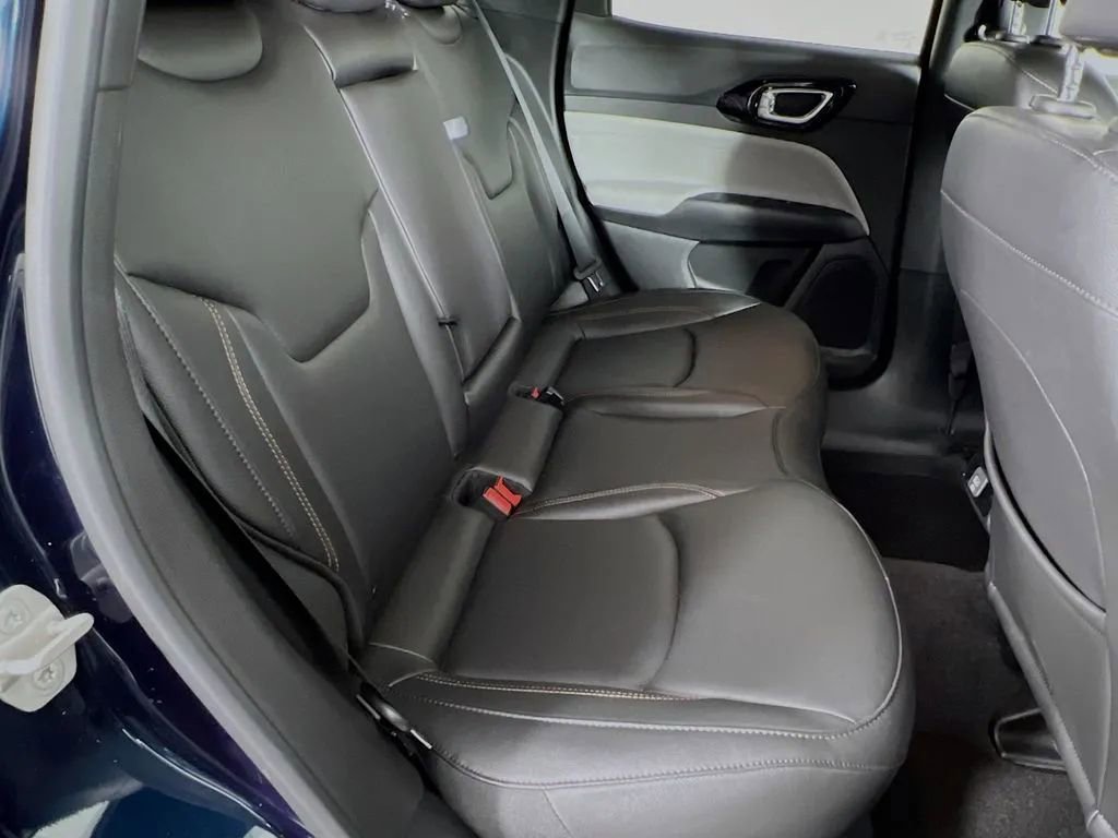 Used 2024 Jeep Compass Limited image 26