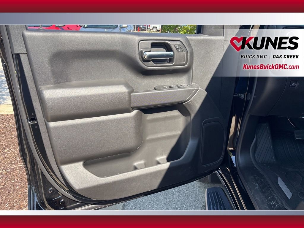 New 2026 GMC Sierra 1500 Pro w/ Graphite Edition image 9