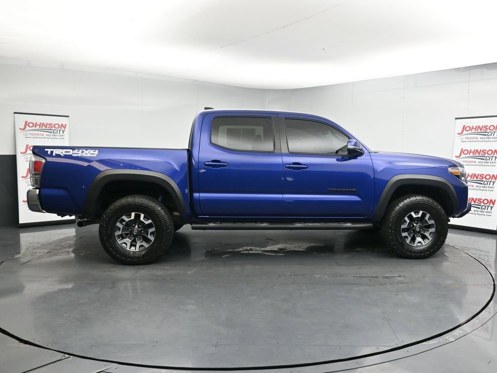 Used 2023 Toyota Tacoma TRD Off-Road image 9