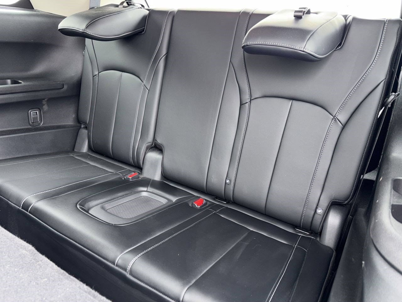 Used 2023 INFINITI QX60 Luxe w/ Cargo Package FWD image 25
