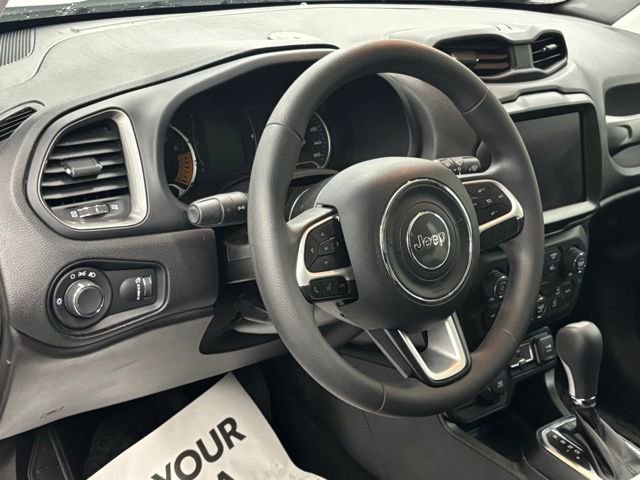 Used 2023 Jeep Renegade Latitude w/ Sun/Sound Group image 13