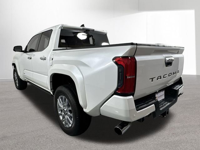 Used 2024 Toyota Tacoma Limited w/ Limited Package (LT) AWD/4WD image 31