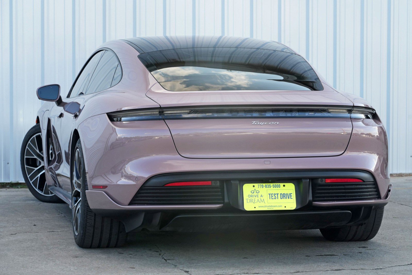 Used 2024 Porsche Taycan image 6