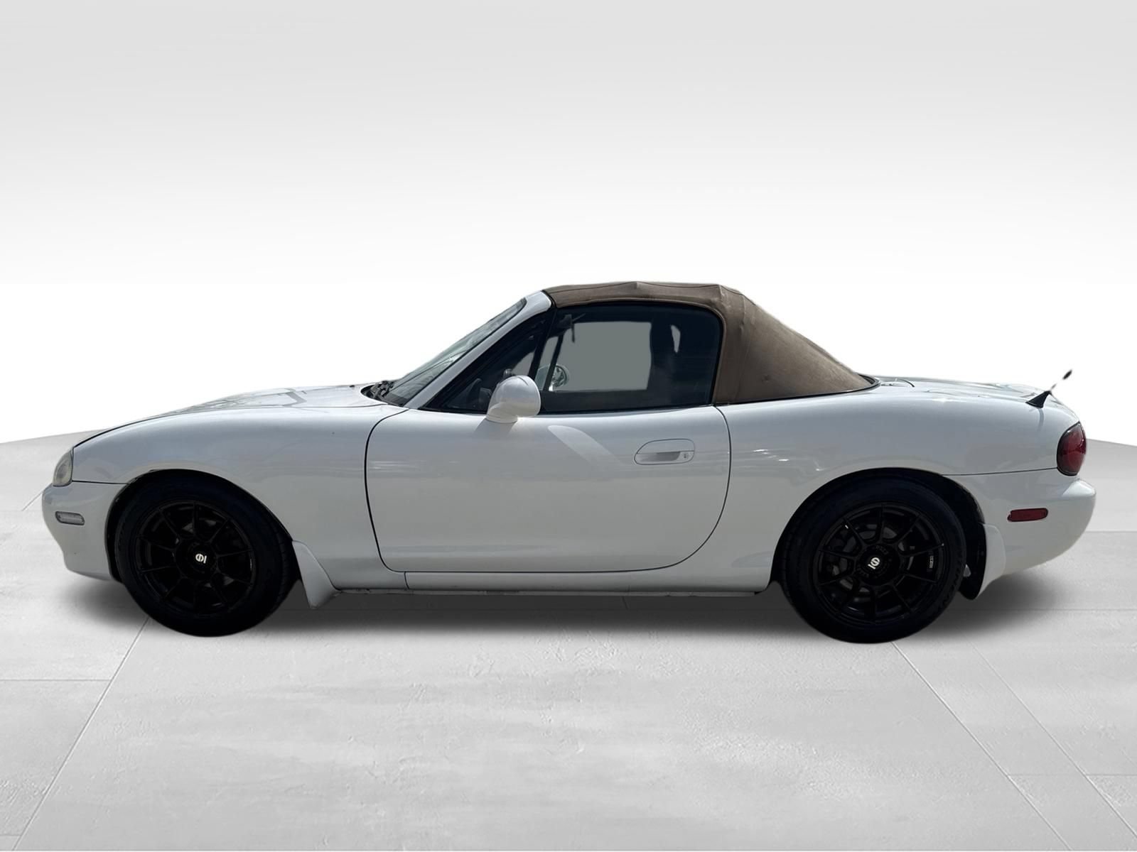 Used 2001 MAZDA MX-5 Miata RWD image 8