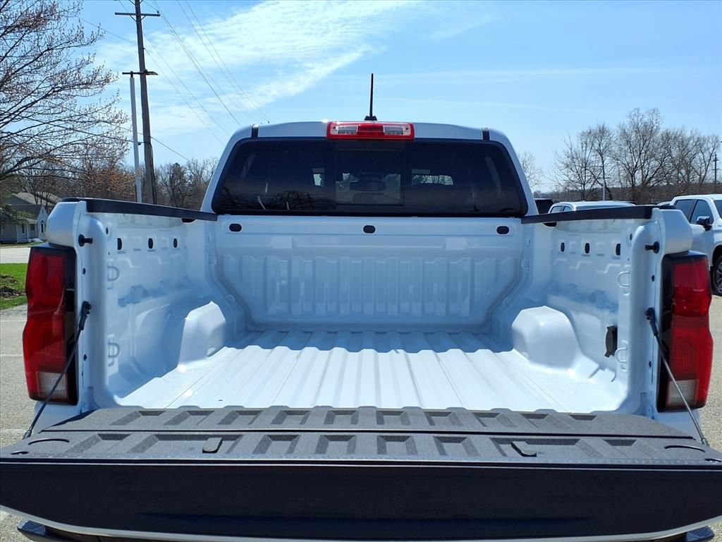 New 2026 Chevrolet Colorado Z71 w/ Z71 Convenience Package 2 AWD/4WD image 8