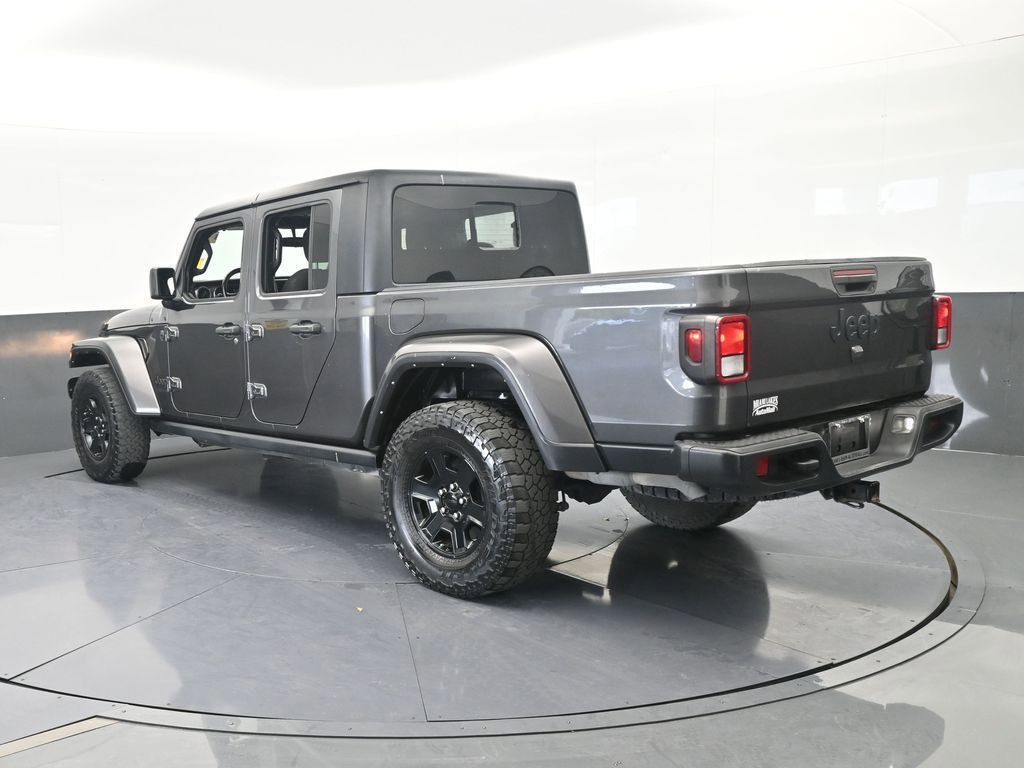 Used 2022 Jeep Gladiator Sport image 4