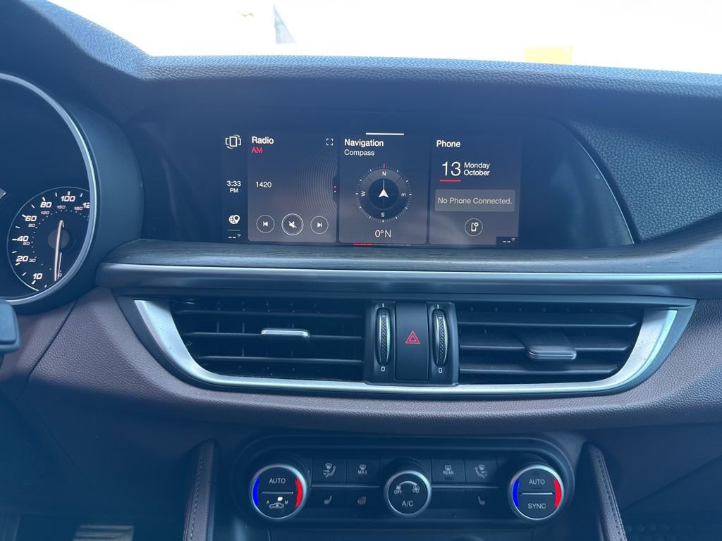 Used 2020 Alfa Romeo Stelvio Ti image 37