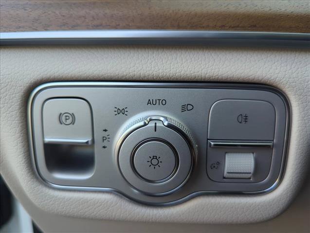 Used 2022 Mercedes-Benz GLS 450 4MATIC image 14