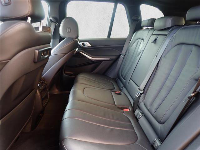Used 2019 BMW X5 xDrive40i AWD/4WD image 9