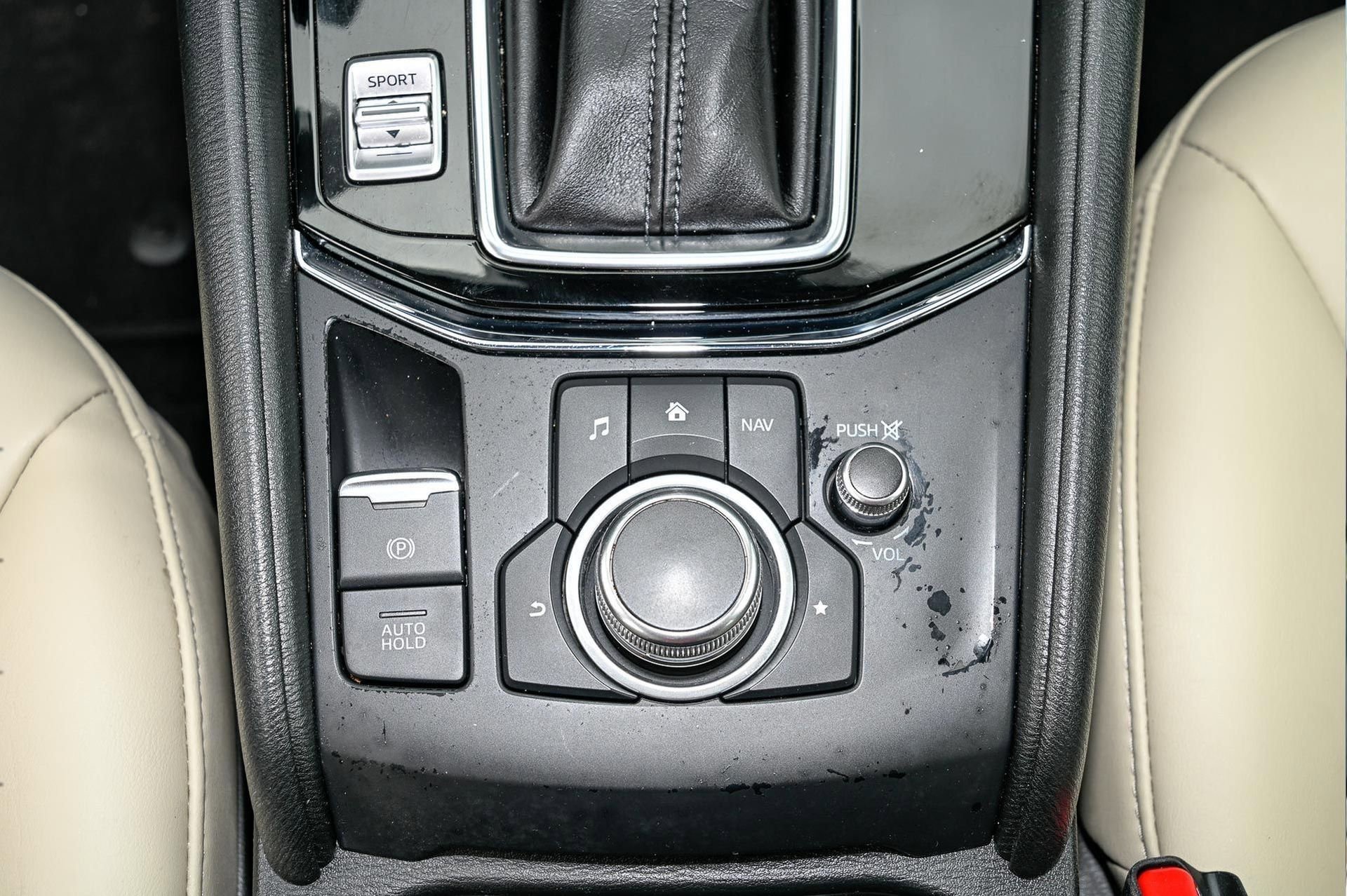 Used 2019 MAZDA CX-5 Touring image 27