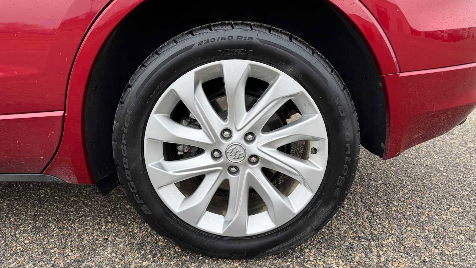 Used 2018 Buick Envision Premium image 28