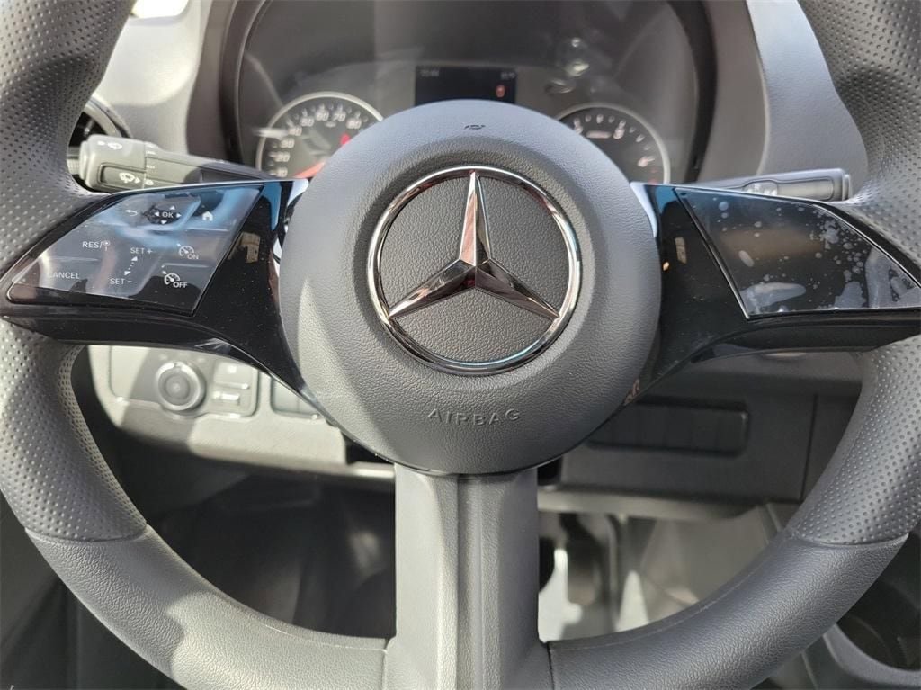 New 2025 Mercedes-Benz Sprinter 2500 image 21