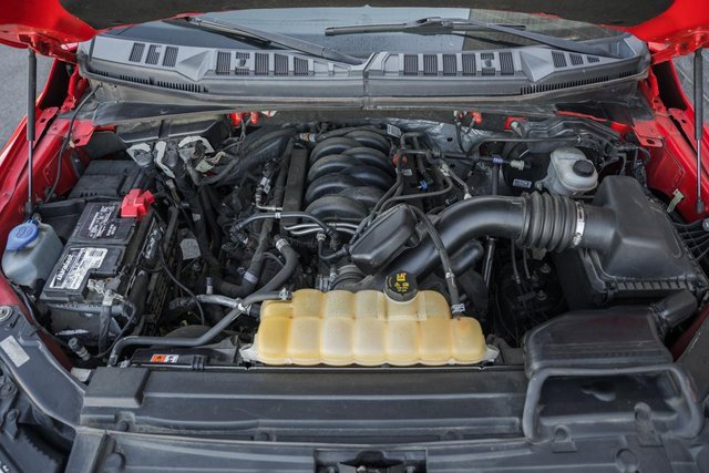 Used 2018 Ford F150 XLT w/ Equipment Group 302A Luxury image 26