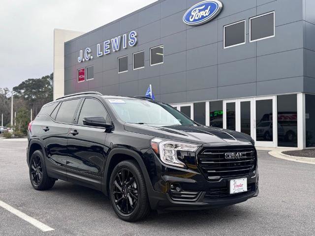 Used 2023 GMC Terrain SLT w/ Tech Package