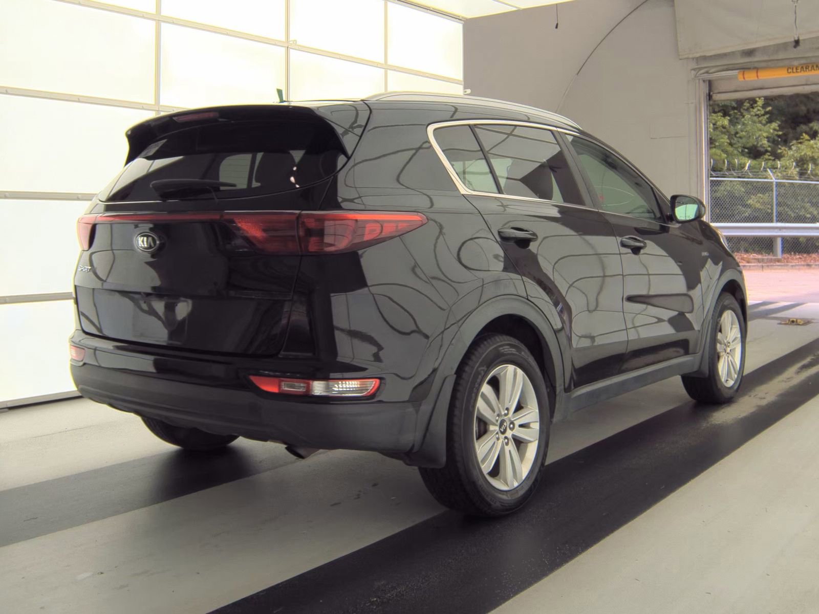 Used 2017 Kia Sportage LX w/ LX Popular Package AWD/4WD image 6