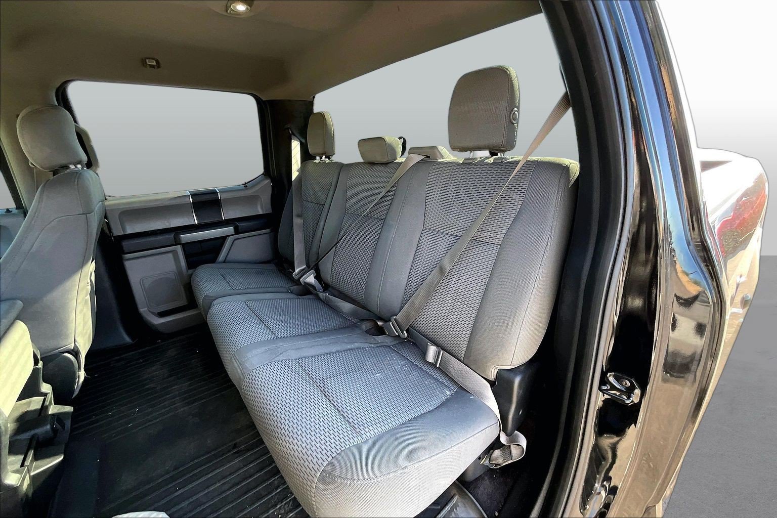 Used 2017 Ford F150 XLT w/ Equipment Group 301A Mid RWD image 25