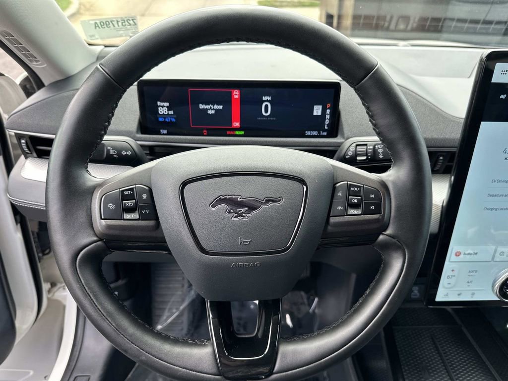 Used 2021 Ford Mustang Mach-E Select w/ Comfort/Appearance Package AWD/4WD image 19